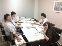 グループ3　えびちゃんこと海老澤選手のグループ(加藤選手、林選手、チアしおりさん)は着席での作業ですね！